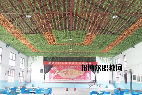 孝感第二技工學(xué)校2020年報(bào)名條件、招生要求、招生對(duì)象