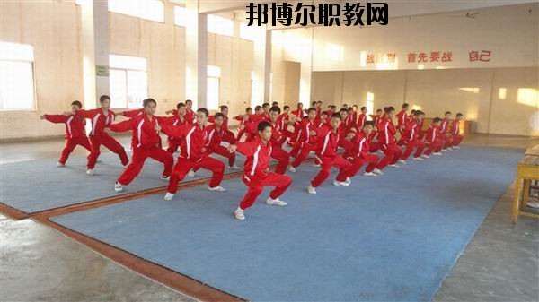 吉安文武學(xué)校2020年報(bào)名條件、招生要求、招生對(duì)象 