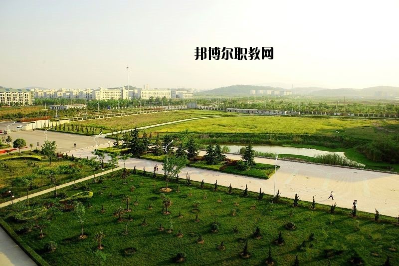 云夢中等職業(yè)技術(shù)學(xué)校2020年報(bào)名條件、招生要求、招生對象
