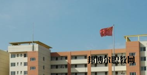 承德華中管理中專學(xué)校2020年報(bào)名條件、招生要求、招生對(duì)象 