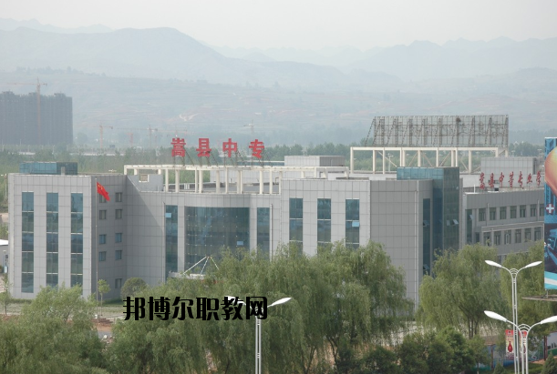 嵩縣中等專業(yè)學(xué)校2021年報(bào)名條件、招生要求、招生對象