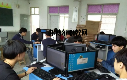南城職業(yè)中等專業(yè)學(xué)校2020年報名條件、招生要求、招生對象