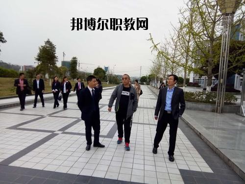南充應(yīng)用技術(shù)職業(yè)學(xué)校2020年報(bào)名條件、招生要求、招生對(duì)象