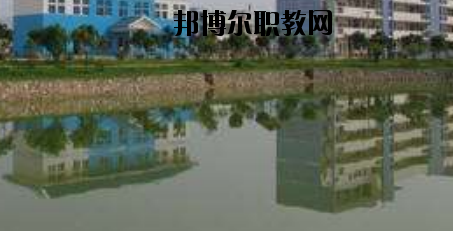柳州鹿寨職業(yè)教育中心怎么樣、好不好
