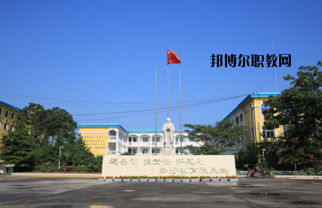 鄭州外資企業(yè)管理中等專業(yè)學(xué)校2021年報(bào)名條件、招生要求、招生對象
