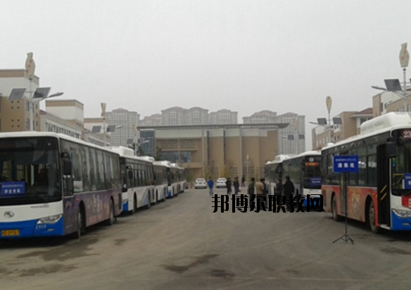 淮南職業(yè)教育中心2020年報名條件、招生要求、招生對象