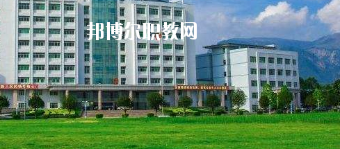 廣西貴港珠江理工學(xué)校2020年報(bào)名條件、招生要求、招生對象