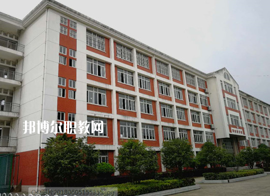 合肥通用技術(shù)學校2020年報名條件、招生要求、招生對象
