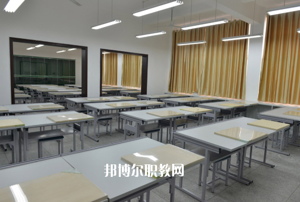 安慶工業(yè)學(xué)校怎么樣、好不好