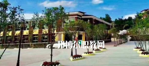 貴州航空工業(yè)技師學(xué)院烏當(dāng)校區(qū)2020年報(bào)名條件、招生要求、招生對(duì)象