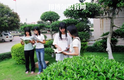 廣州市番禺區(qū)職業(yè)技術(shù)學(xué)校2020年報(bào)名條件、招生要求、招生對象