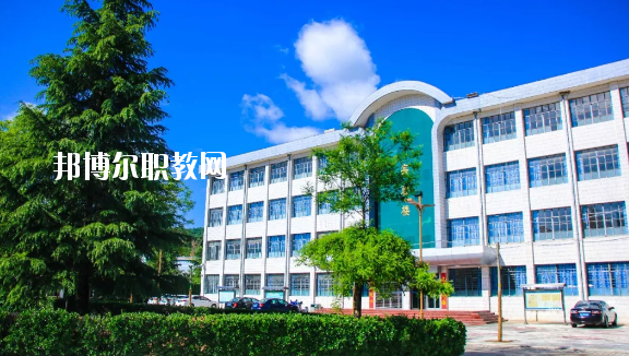 崇信縣職業(yè)教育中心怎么樣、好不好