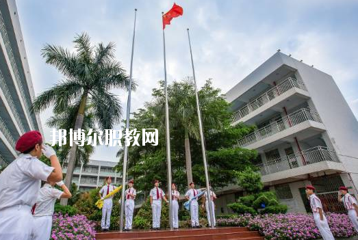 深圳市龍崗職業(yè)技術(shù)學(xué)校2020年報名條件、招生要求、招生對象