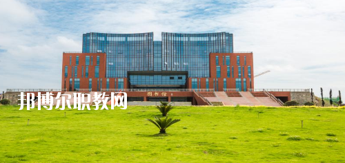 安順職業(yè)技術(shù)學(xué)院(中職部)2020年報(bào)名條件、招生要求、招生對(duì)象