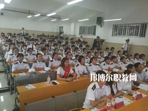 河南省經(jīng)濟(jì)技術(shù)中等職業(yè)學(xué)校2021年報(bào)名條件、招生要求、招生對象