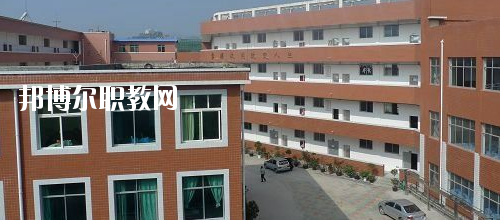 貴州貴陽(yáng)經(jīng)貿(mào)職業(yè)學(xué)校2020年招生辦聯(lián)系電話(huà)