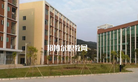 龍門縣職業(yè)技術(shù)學(xué)校2020年報名條件、招生要求、招生對象