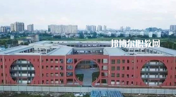 馬鞍山幼兒師范學(xué)校2020年報名條件、招生要求、招生對象