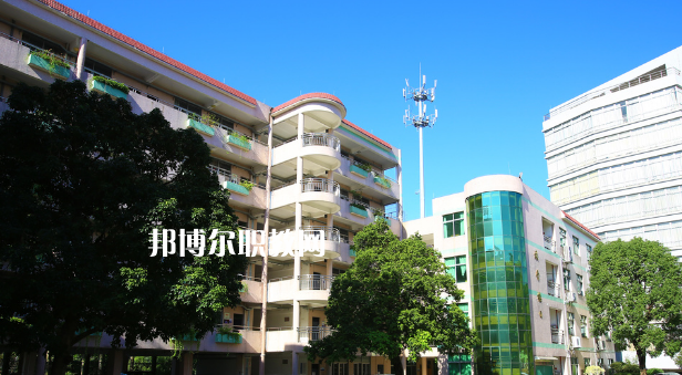 東莞經(jīng)濟(jì)貿(mào)易學(xué)校2020年學(xué)費(fèi)、收費(fèi)多少