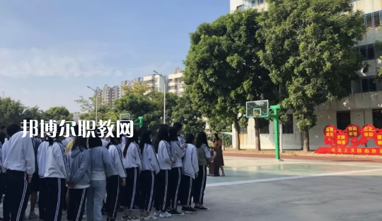 汕頭光明理工職業(yè)技術(shù)學(xué)校2021年報名條件、招生要求、招生對象