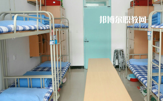 肇慶商貿中等職業(yè)學校2021年宿舍條件