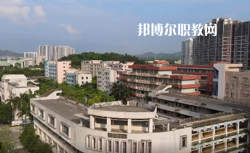 鶴山職業(yè)技術(shù)學(xué)校2021年學(xué)費(fèi)、收費(fèi)多少