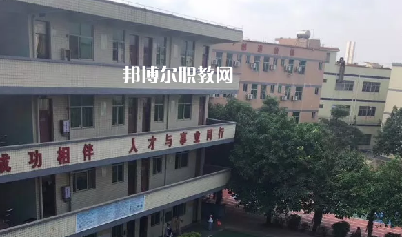 廣東領(lǐng)才技工學校2021年報名條件、招生要求、招生對象