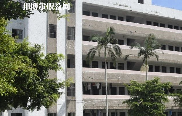 吳川職業(yè)高級中學2021年招生辦聯系電話