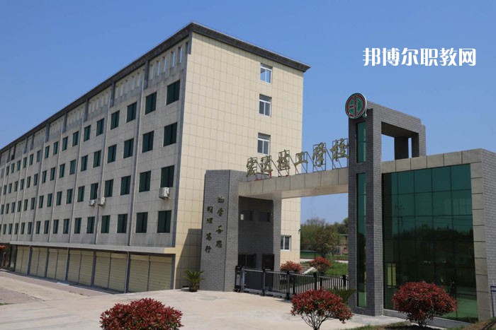 懷寧宏達(dá)技工學(xué)校2021年報(bào)名條件、招生要求、招生對(duì)象