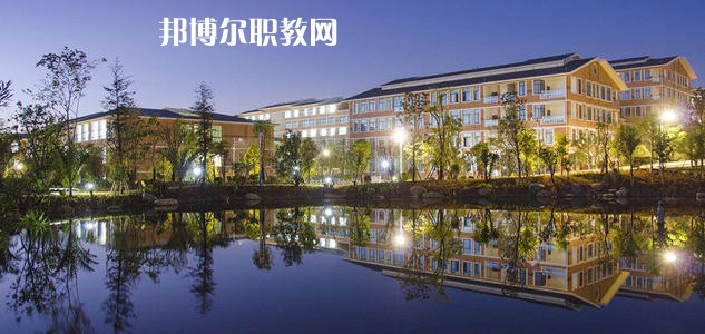 保山中醫(yī)藥高等?？茖W(xué)校2021年招生辦聯(lián)系電話