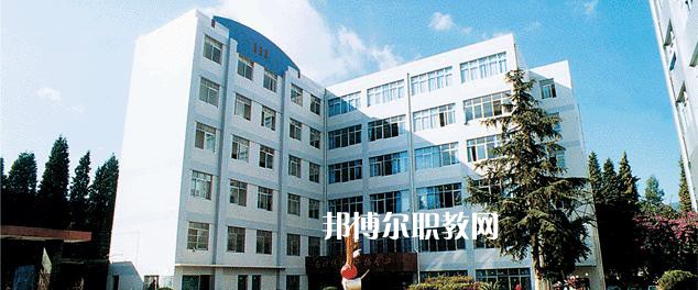 云南貿(mào)易經(jīng)濟(jì)學(xué)校2021年招生錄取分?jǐn)?shù)線(xiàn)