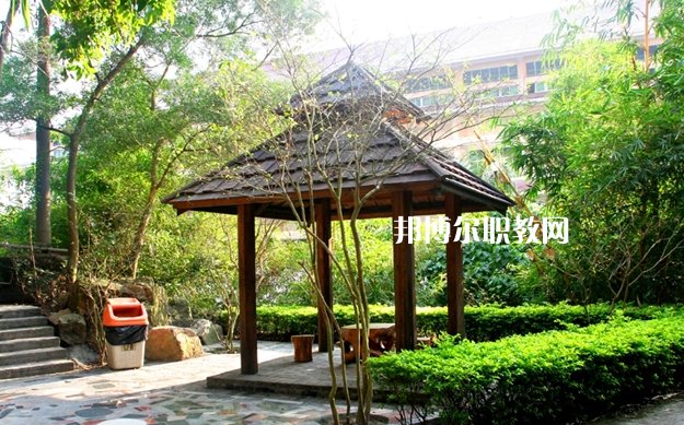 石家莊2021年上中?？梢钥即髮W(xué)嗎