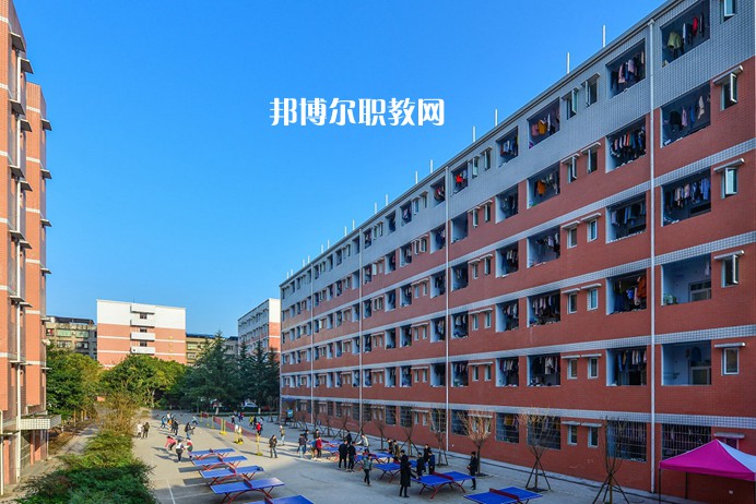 秦皇島市燕?？萍悸殬I(yè)學(xué)校2022年報(bào)名條件、招生要求、招生對(duì)象