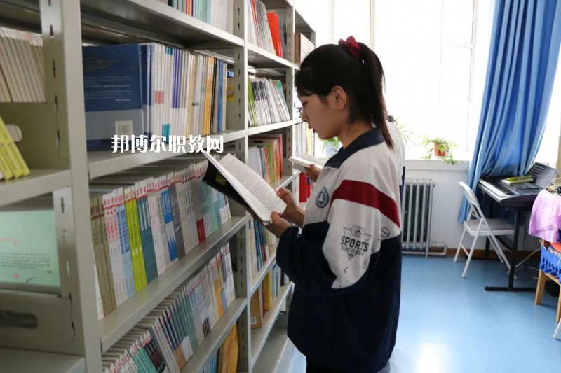 靖遠職業(yè)教育中心2022年報名條件、招生要求、招生對象