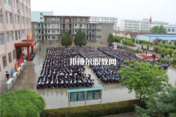 西峰職業(yè)中等專業(yè)學(xué)校2022年報(bào)名條件、招生要求、招生對象