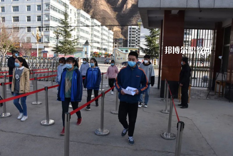 武都職業(yè)中學(xué)2022年報(bào)名條件、招生要求、招生對(duì)象