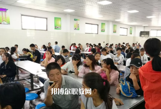 甘谷職業(yè)中等專業(yè)學(xué)校2022年報名條件、招生要求、招生對象 