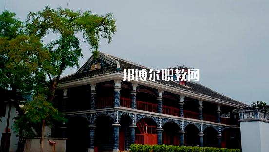 遵義職業(yè)技術(shù)學(xué)校2022年報(bào)名條件、招生要求、招生對(duì)象
