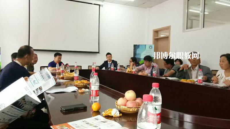 秦皇島渤?？萍贾械葘?zhuān)業(yè)學(xué)校2022年招生辦聯(lián)系電話
