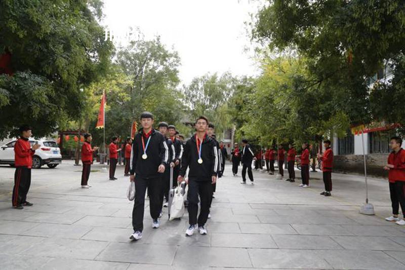 平?jīng)鲠轻嘉奈鋵W(xué)校2022年報(bào)名條件、招生要求、招生對(duì)象