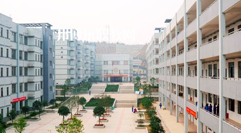 遵義南方白酒中等專業(yè)學(xué)校2022年報(bào)名條件、招生要求、招生對(duì)象