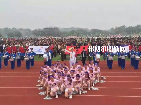 長安汽車(集團)有限責任公司技工學(xué)校2022年學(xué)費、收費多少