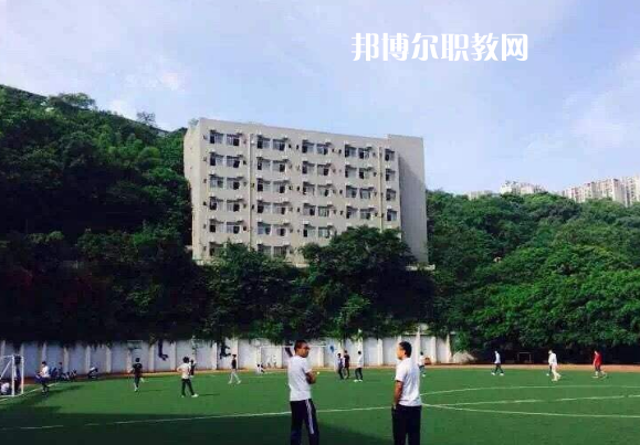 重慶九龍坡職業(yè)教育中心2022年報(bào)名條件、招生要求、招生對(duì)象