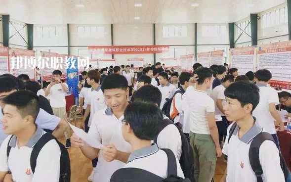 汕頭潮陽(yáng)建筑職業(yè)技術(shù)學(xué)校2022年報(bào)名條件、招生要求、招生對(duì)象