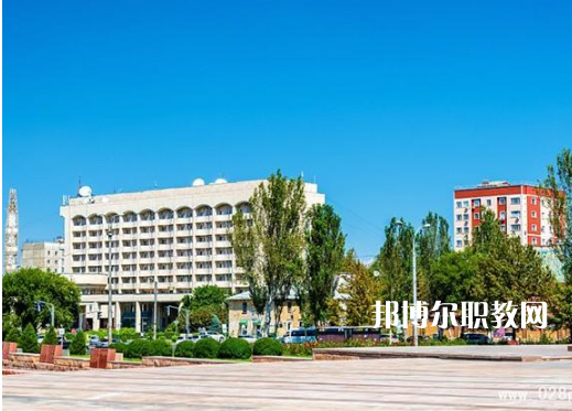 閬中旅游學(xué)校2022年報(bào)名條件、招生要求、招生對(duì)象