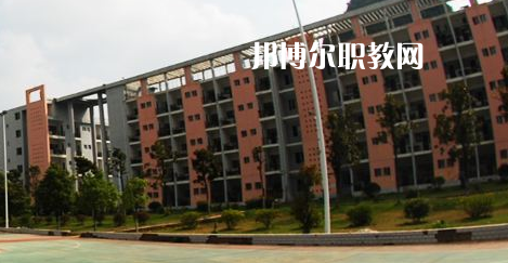 銅仁工業(yè)學(xué)校2022年學(xué)費、收費多少