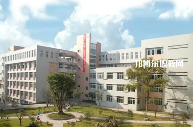 德陽中德工業(yè)技術(shù)學(xué)校2022年報名條件、招生要求、招生對象