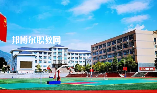 甘肅隴南市衛(wèi)生學(xué)校2022年招生辦聯(lián)系電話(huà)