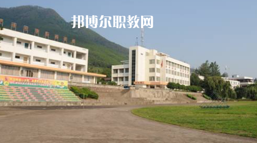 涼山州高級職業(yè)技術(shù)學(xué)校2022年報(bào)名條件、招生要求、招生對象