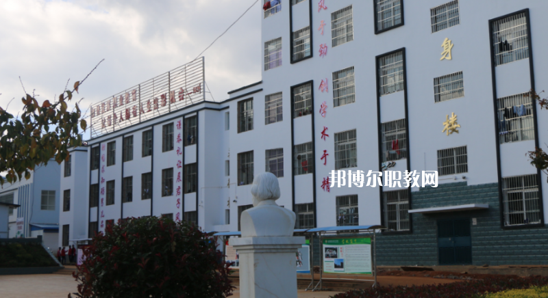 鹽源縣職業(yè)中學(xué)2022年報(bào)名條件、招生要求、招生對象